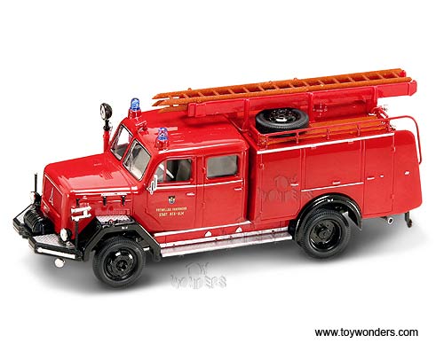 Magirus-Deutz 150D 10F TLF16 Fire Truck